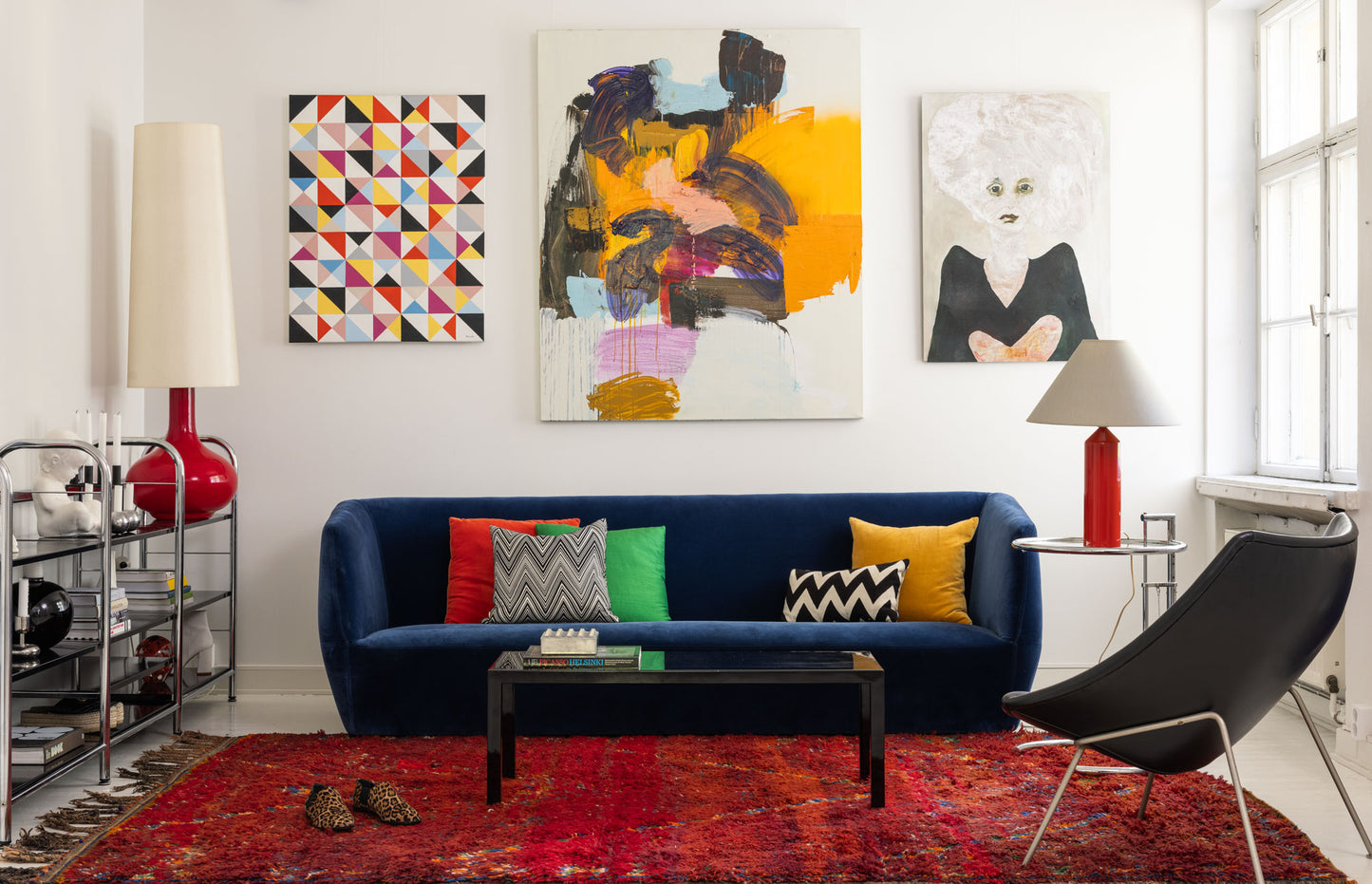 Eileen Gray sivupöydät E1027