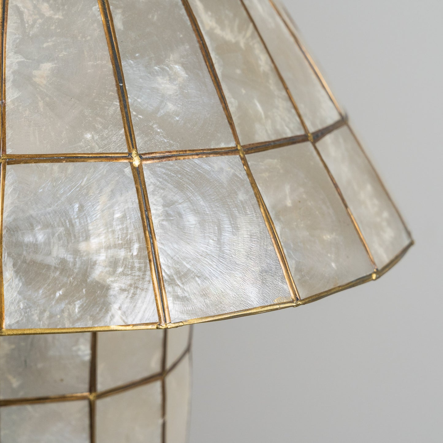 Dusty Deco Cornelia-pöytävalaisin