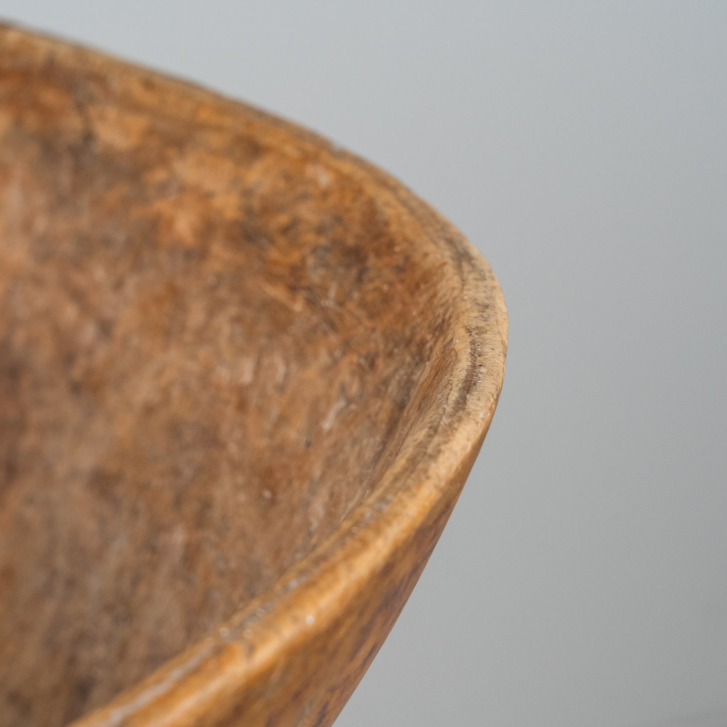 Iso puinen kulho 55 cm leveä