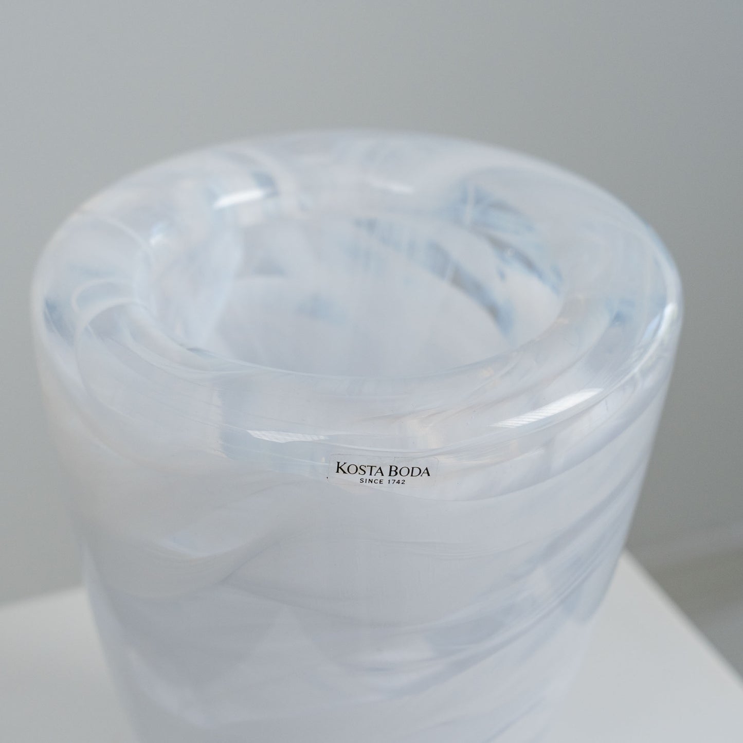 Atoll-lasimaljakko, valkoinen