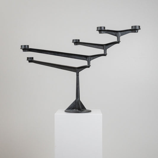 Tom Dixon Spin-kynttelikkö, musta