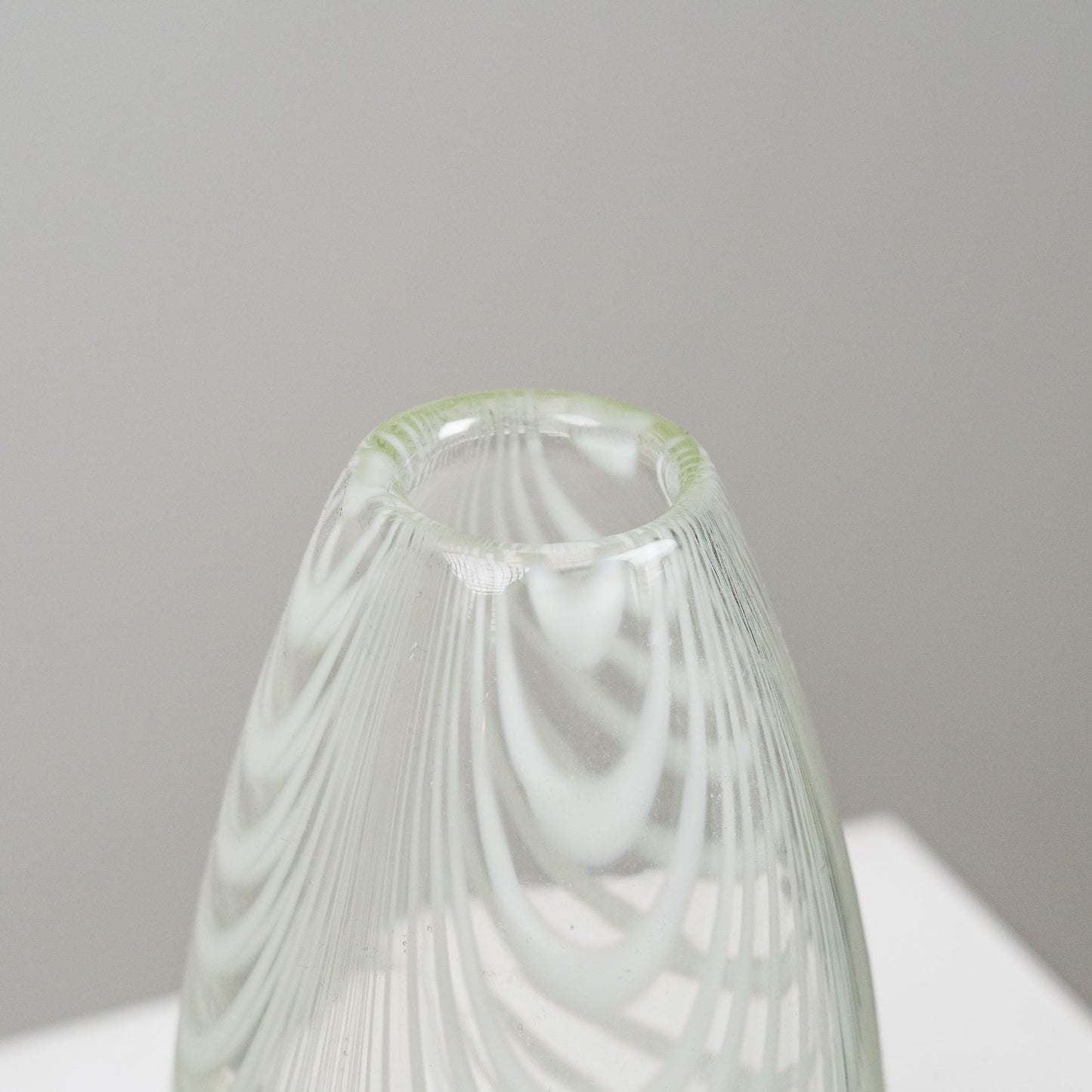 Filigraani lasimaljakko, Maija Carlson