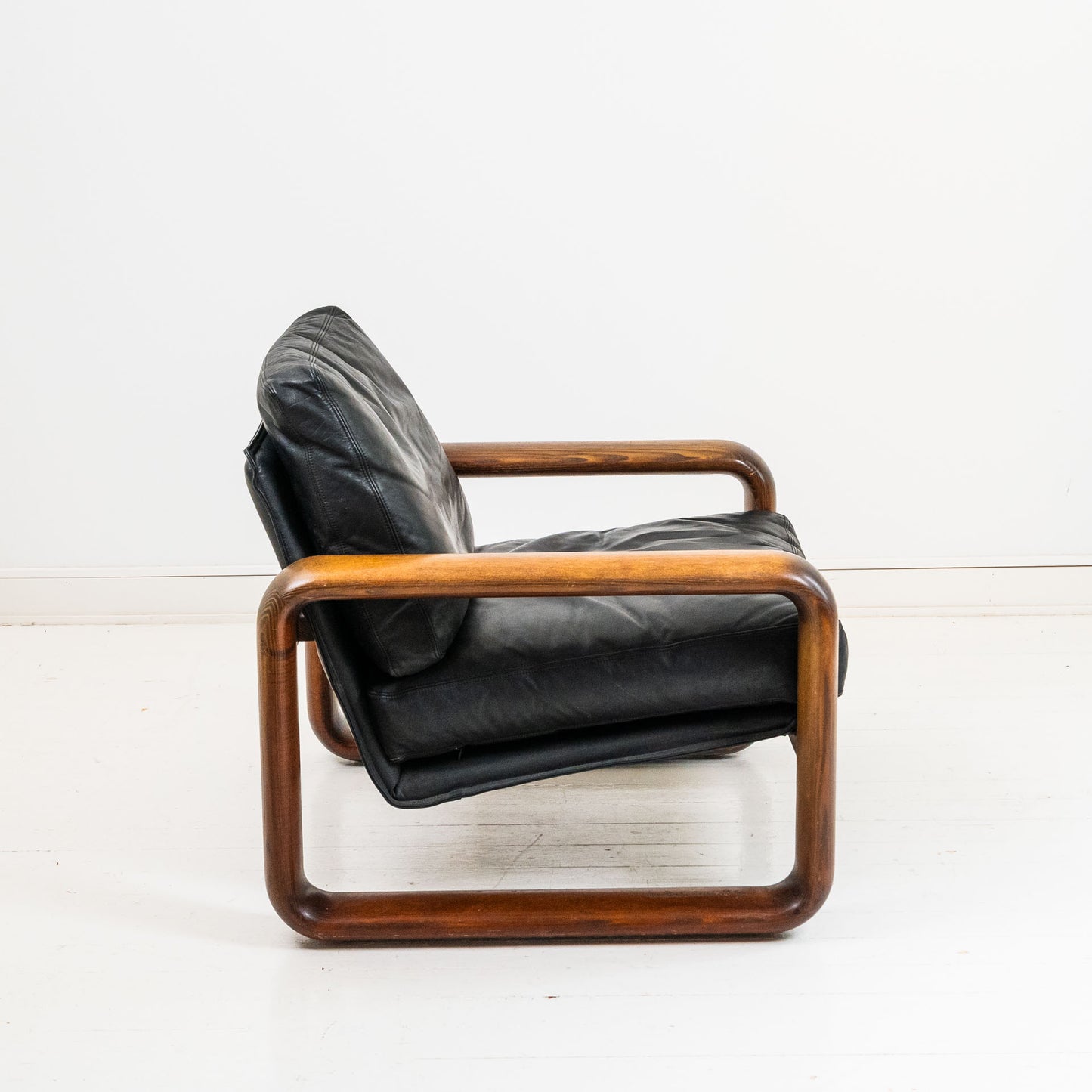 Hombre-nahkatuoli, Rosenthal, Burkhard Vogtherr