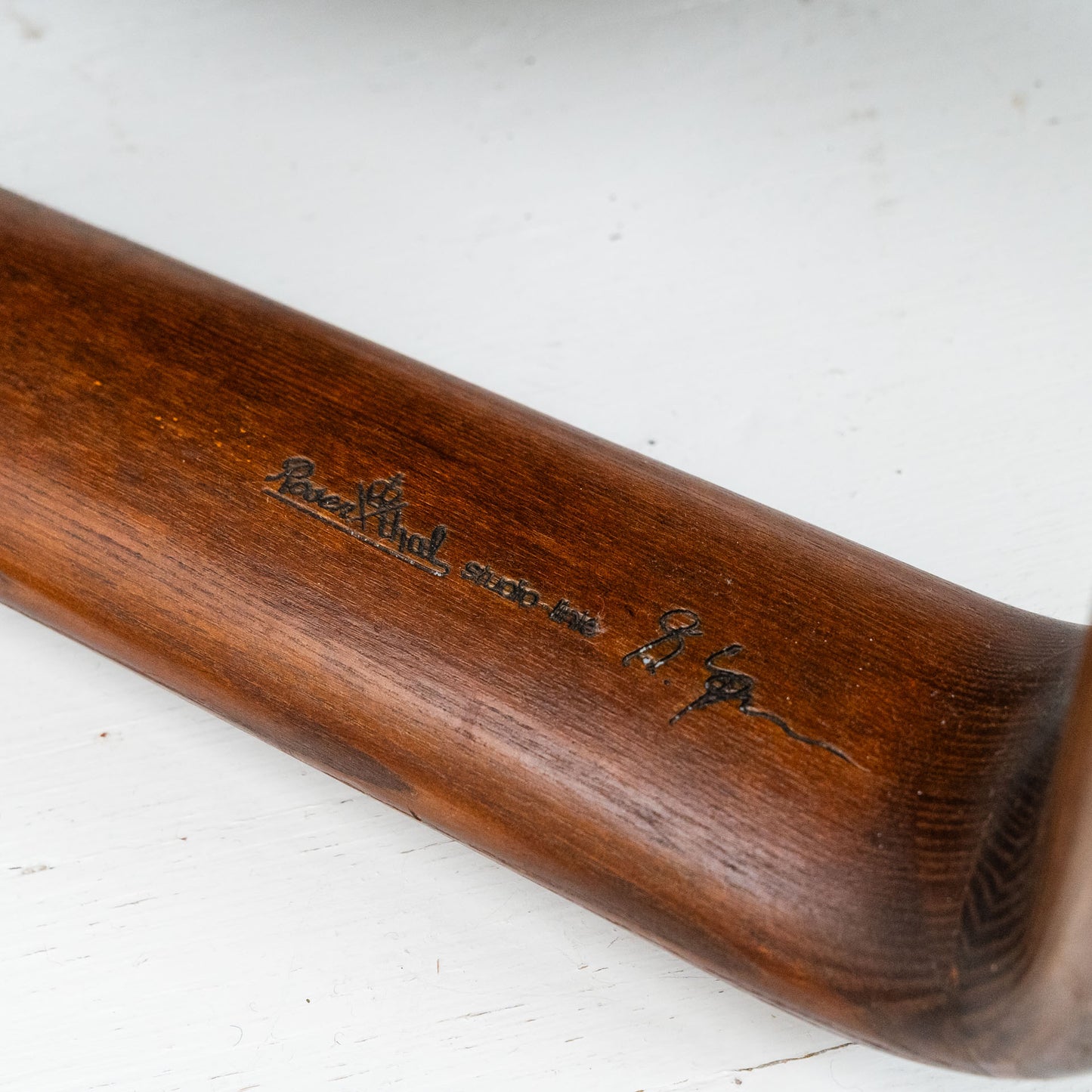Hombre-nahkatuoli, Rosenthal, Burkhard Vogtherr