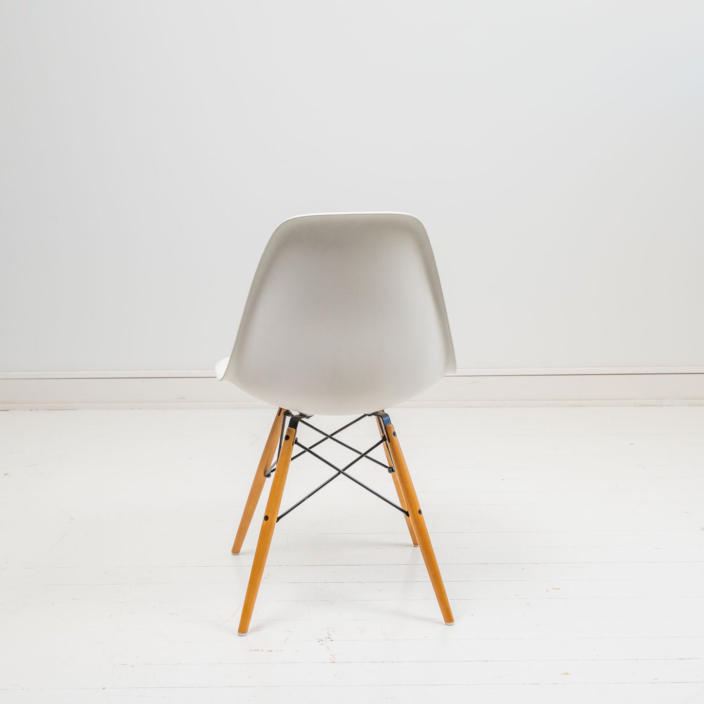 Vitra Eames DSW Re -tuoli, 4 kpl