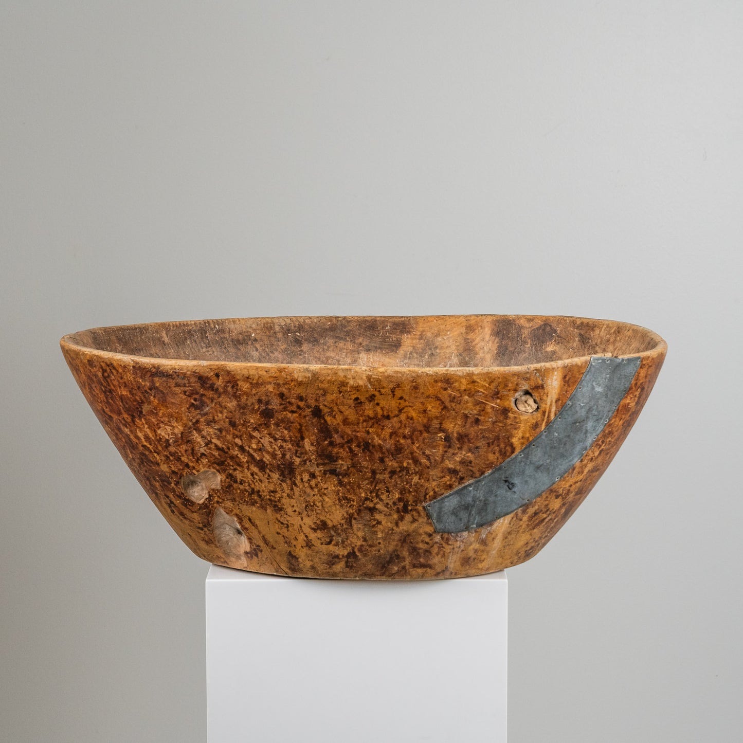 Iso puinen kulho 55 cm leveä