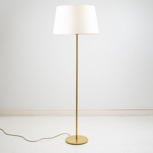 Messinkinen lattiavalaisin