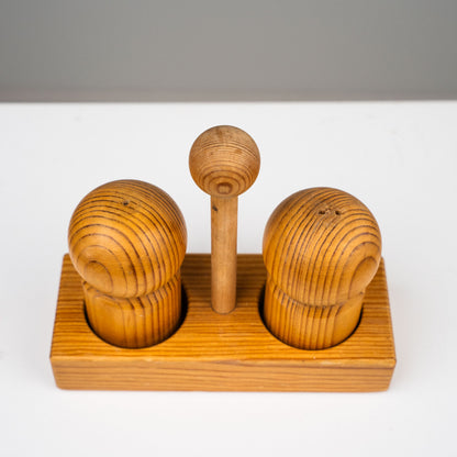 Aarikka mausteteline