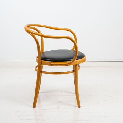 Thonet-tuoli, uusi nahkaverhoilu 4 kpl (löytyy 10 kpl)